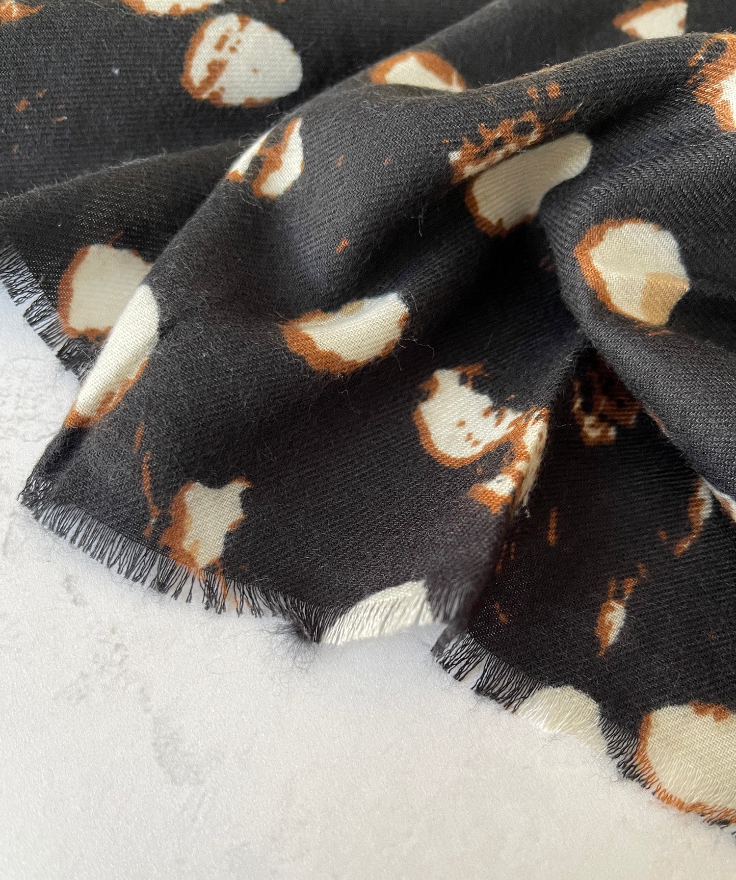 LARGE BLACK WOOL SPOTTY LEOPARD PRINT SCARF