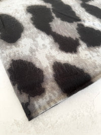 LARGE GREY WOOL BIG LEOPARD PRINT SCARF