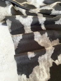 LARGE GREY WOOL BIG LEOPARD PRINT SCARF