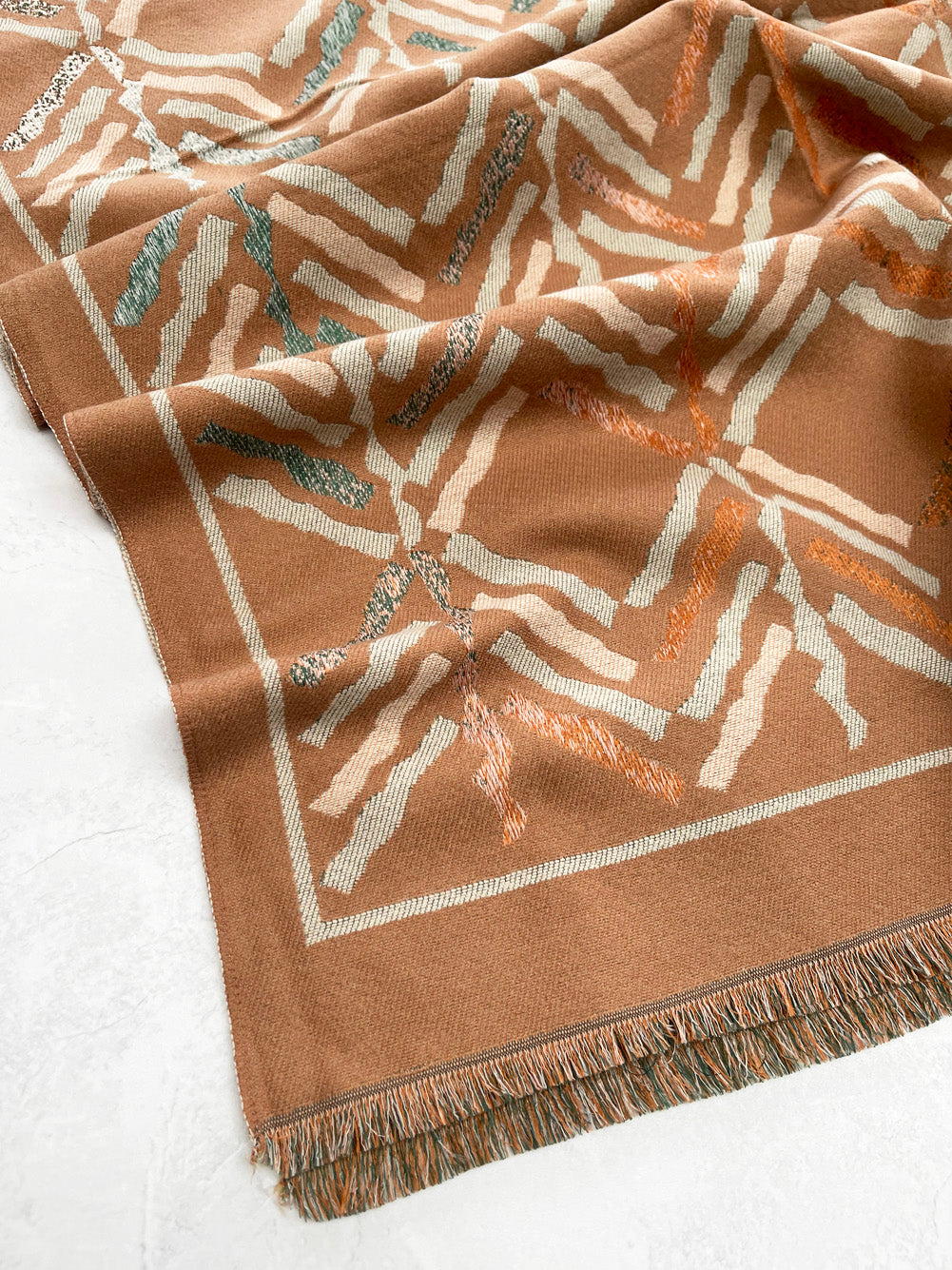 LARGE NUDE RETRO PRINT REVERSIBLE WOOL WINTER SHAWL BLANKET SCARF