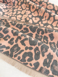 LARGE PINK LEOPARD PRINT REVERSIBLE WINTER SHAWL BLANKET SCARF