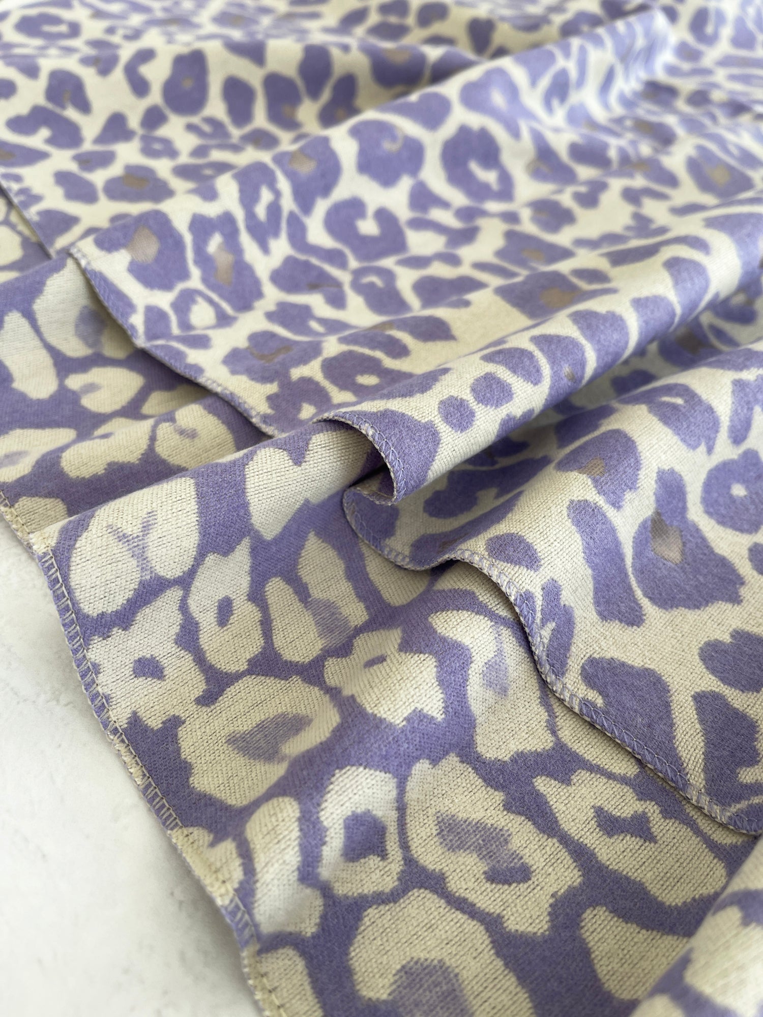 LARGE PURPLE LEOPARD PRINT REVERSIBLE WINTER SHAWL BLANKET SCARF
