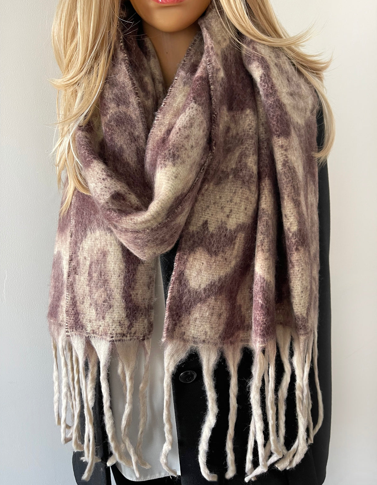 LONG BEIGE WOOL MIX FLUFFY OVERSIZED LEOPARD PRINT SCARF