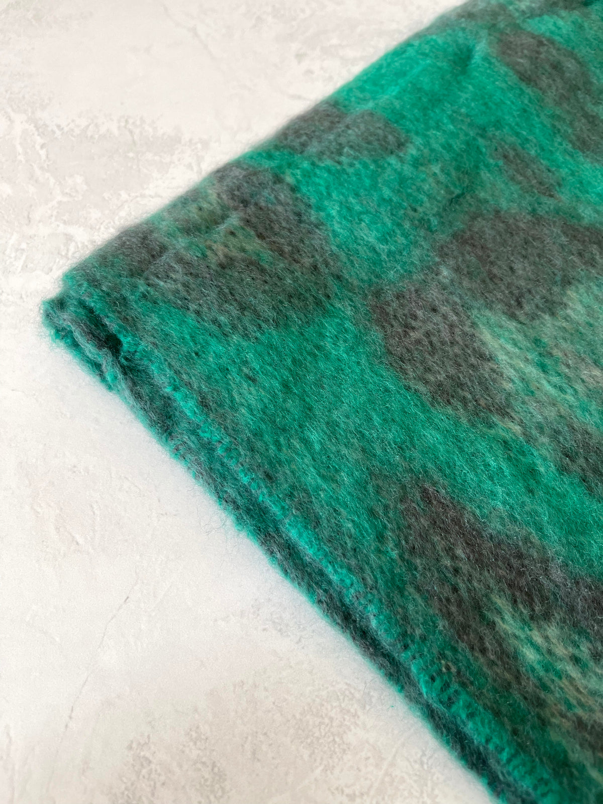 LONG GREEN WOOL MIX FLUFFY OVERSIZED LEOPARD PRINT SCARF