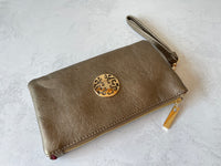 SMALL MULTI-POCKET CROSSBODY PURSE BAG WITH WRISTLET AND LONG STRAP - GOLDEN PEWTER