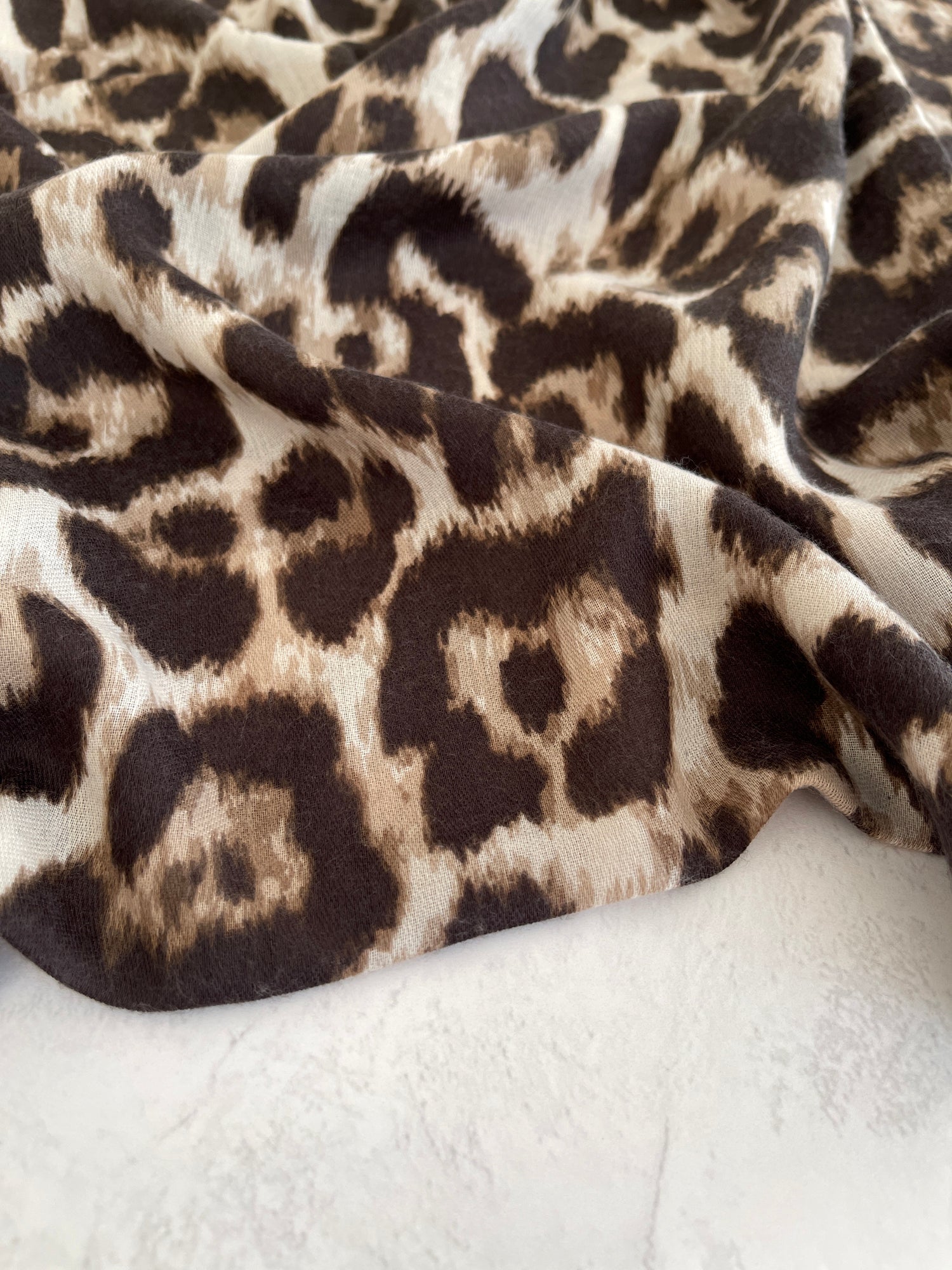 TAUPE COTTON BLEND CLASSIC LEOPARD PRINT SCARF