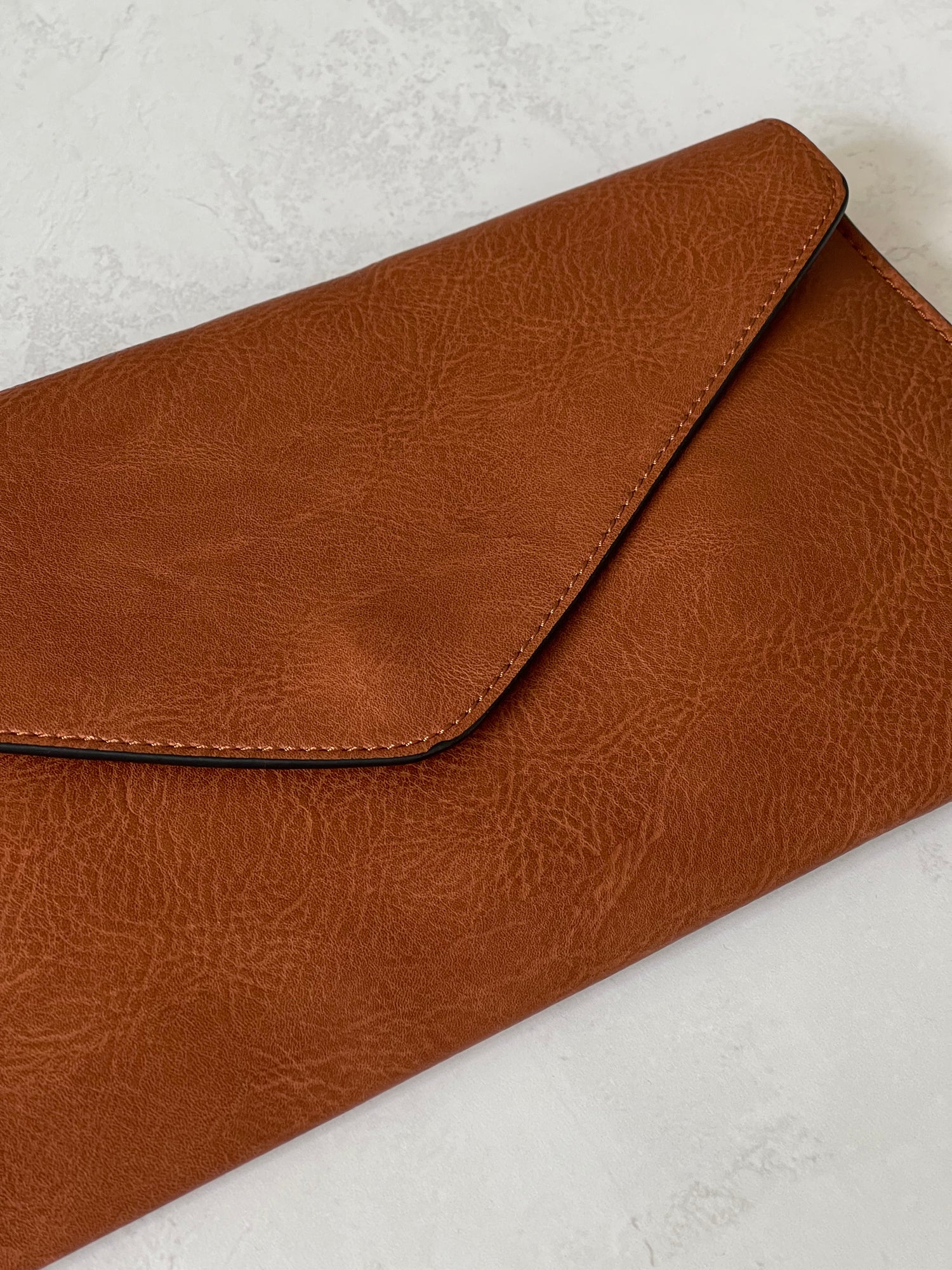 BROWN OVER-SIZED ENVELOPE CLUTCH BAG WITH LONG CROSS BODY AND WRISTLET STRAP