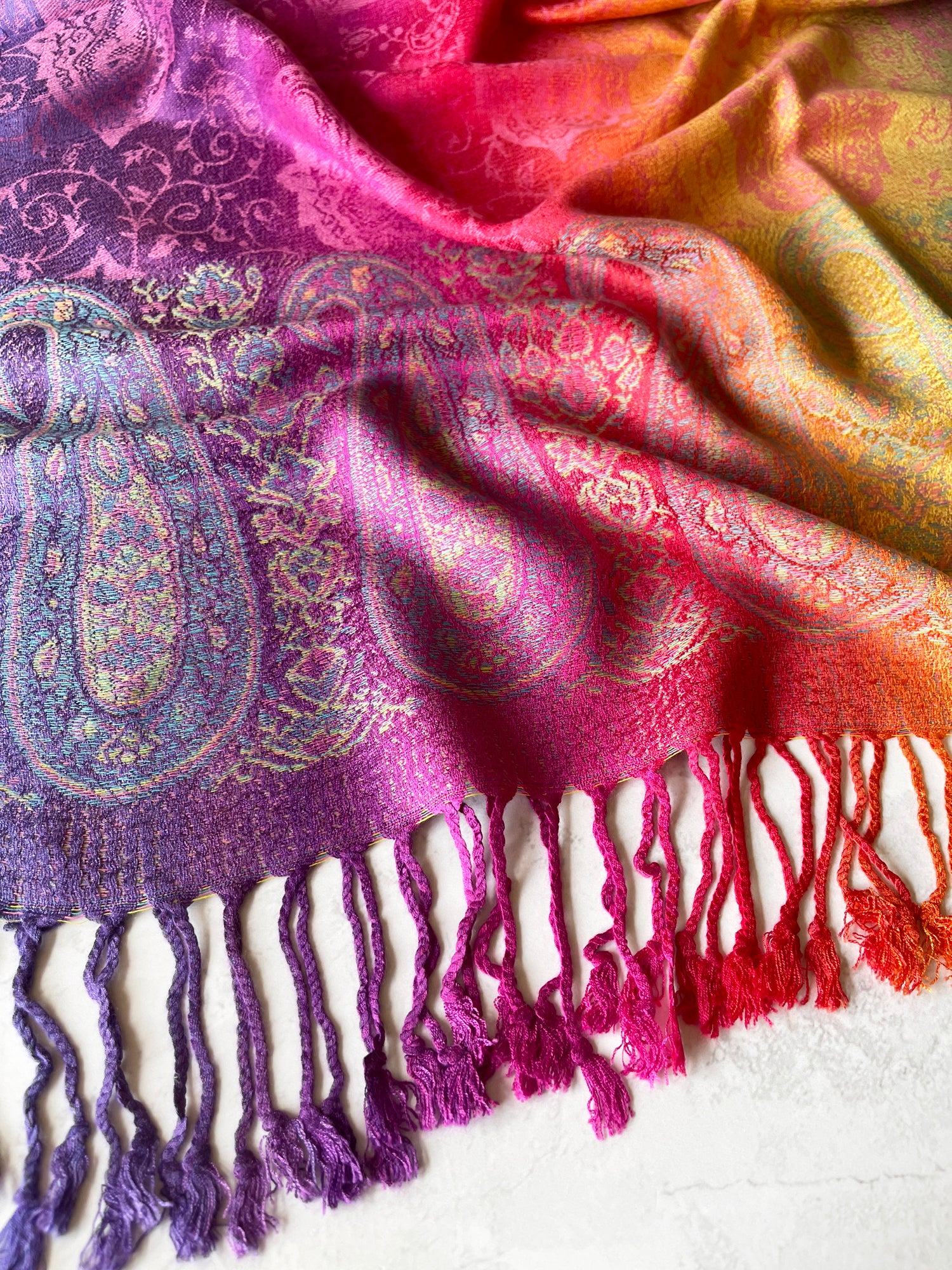 LARGE LIGHT MULTI-COLOUR PINK PAISLEY PRINT PASHMINA SHAWL SCARF