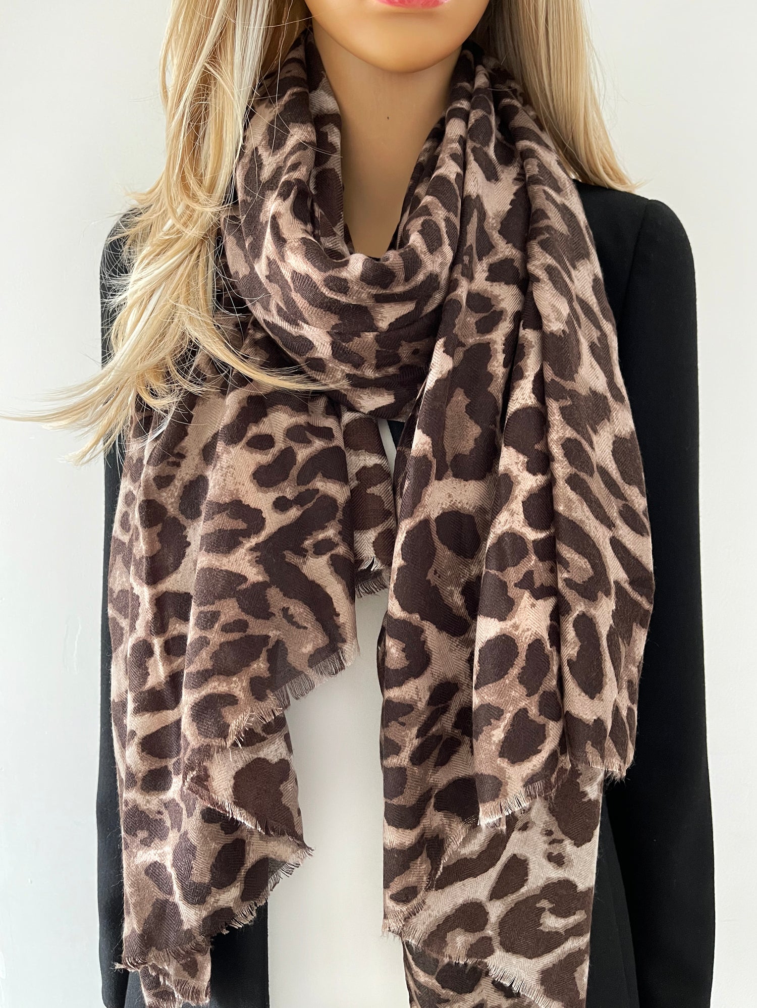 LARGE MOCHA BEIGE LEOPARD PRINT SCARF