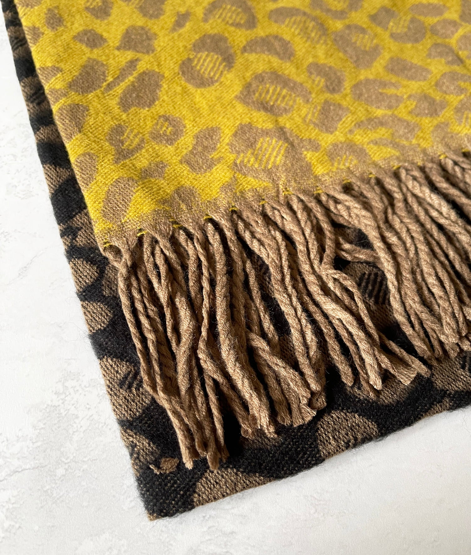 LARGE WOOL MIX THICK LEOPARD PRINT SHAWL - MUSTARD