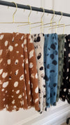 LARGE CREAM WOOL SPOTTY LEOPARD PRINT SCARF