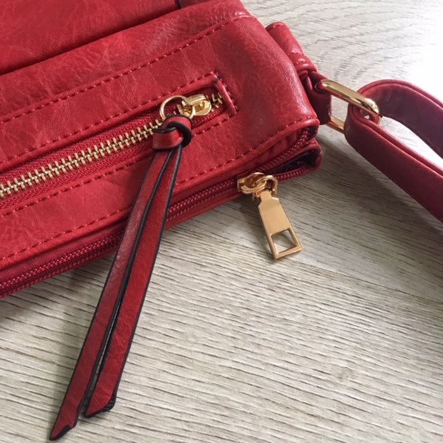 A-SHU LARGE RED TURN LOCK MULTI COMPARTMENT CROSS BODY SHOULDER BAG WITH LONG STRAP - A-SHU.CO.UK