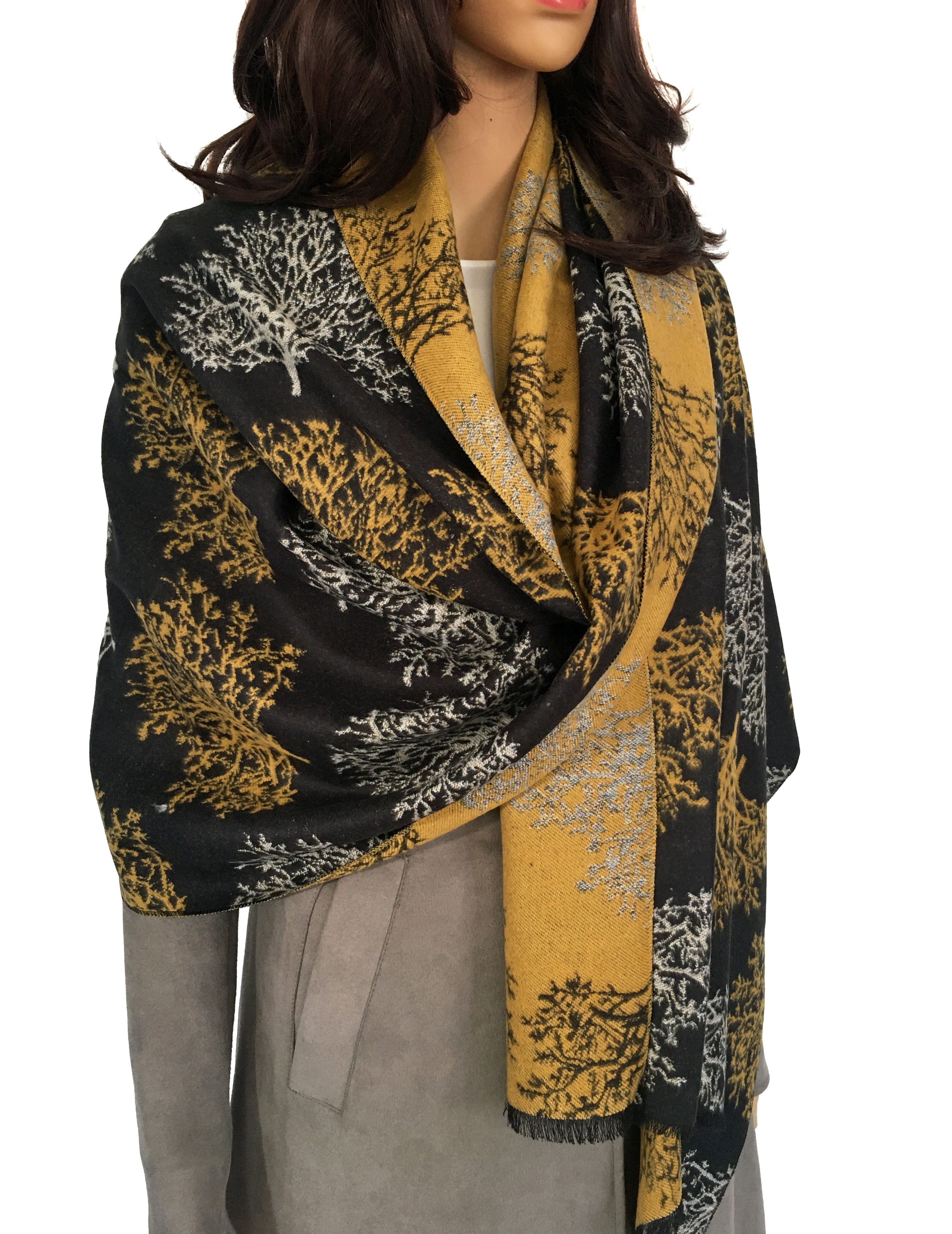 Black and gold blanket on sale scarf