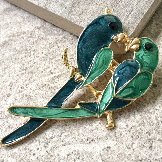A-SHU TURQUOISE GREEN PAIR OF PARROTS 3-D BROOCH PIN - A-SHU.CO.UK
